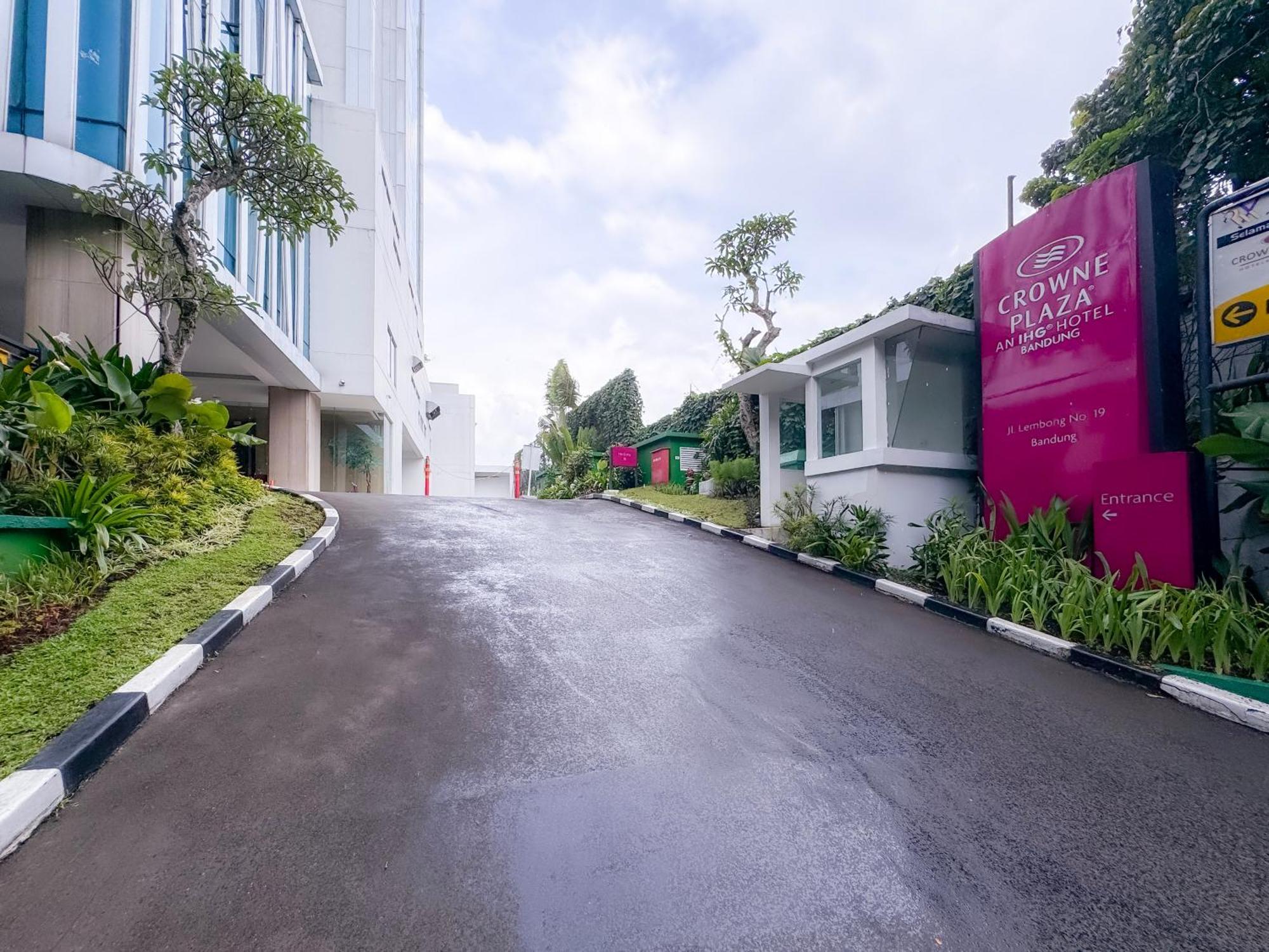 Hotel Crowne Plaza Bandung By Ihg Exteriér fotografie